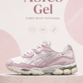 Chaussures ASICS Gel-NYC Cream Rose Water sur un fond blanc, mettant en valeur leur design élégant.