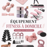 Femme faisant un entraînement à domicile avec des haltères et un tapis de yoga.