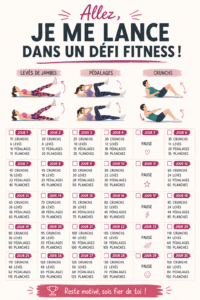 Femme souriante prêtant à relever un défi fitness dans un cadre extérieur