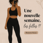 Femme souriante planifiant sa semaine avec enthousiasme