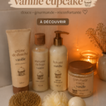 Une belle assiette de cupcakes à la vanille décorés de crème