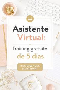 Une femme devant son ordinateur apprend à devenir assistante virtuelle