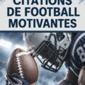 Femme souriante lisant une citation motivante de football dans un livre